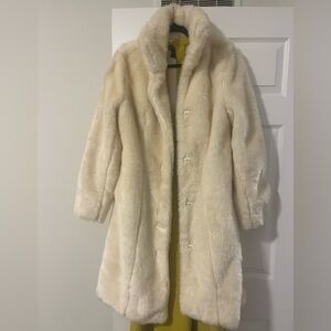 VENUS Cream Teddy Jacket